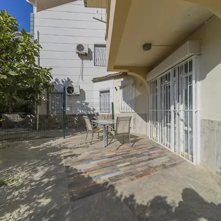 W Terrace Garden 15 Min To Beach Daire *