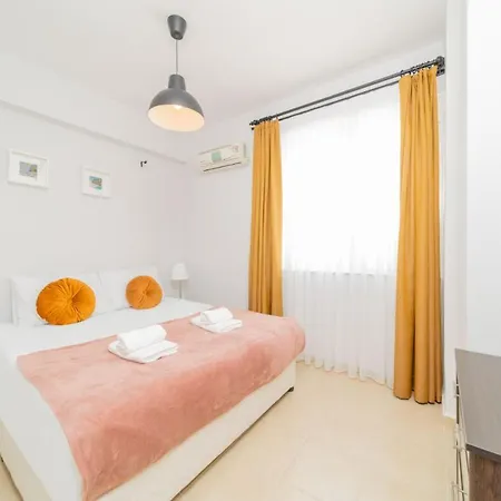 W Terrace Garden 15 Min To Beach Daire *